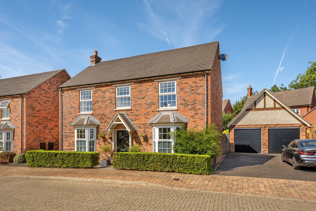 Bannister Drive